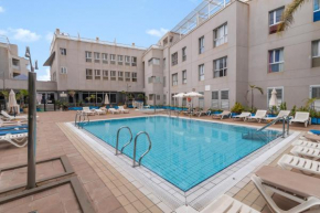 Home2Book Cozy Stay & Pool, Playa de Sardina